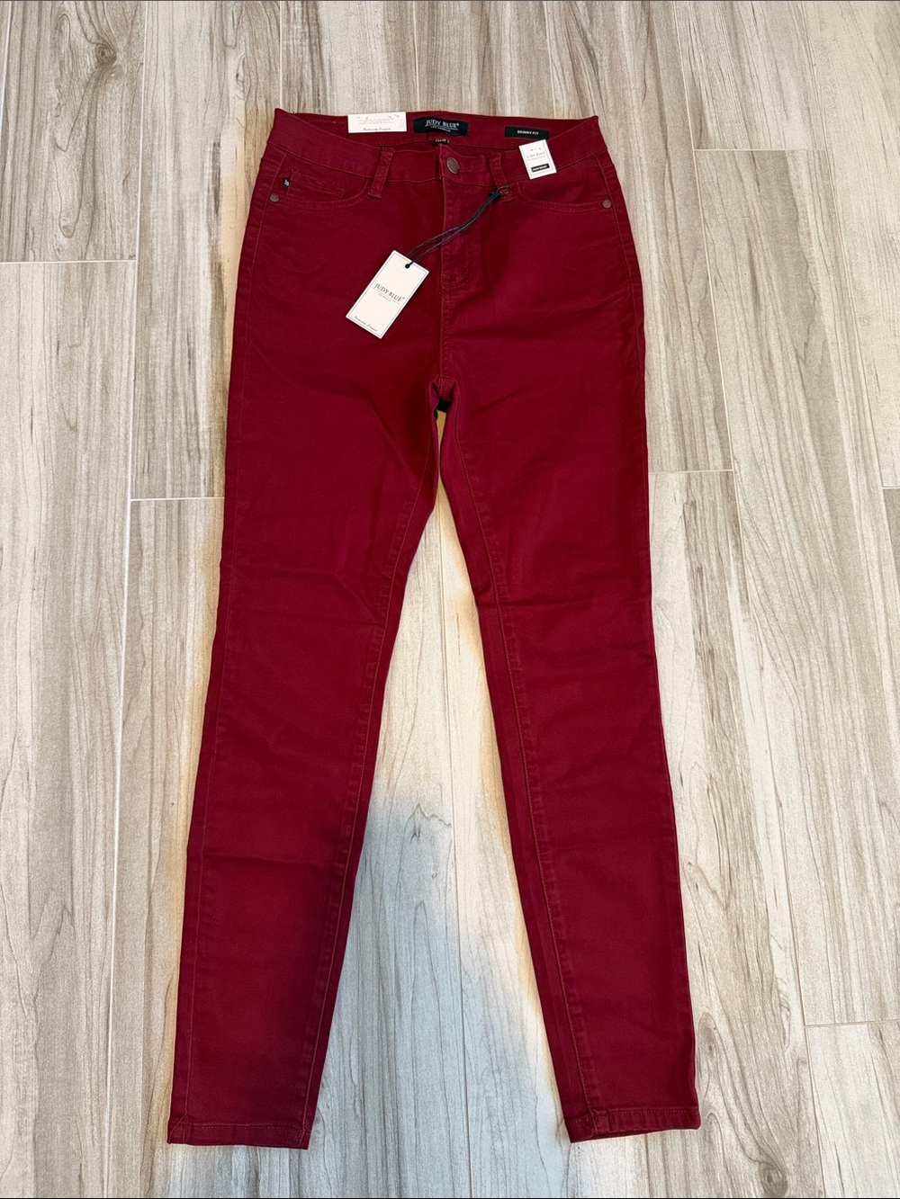 NWT Judy Blue Skinny Fit Wine Jeans Size 7 / 28